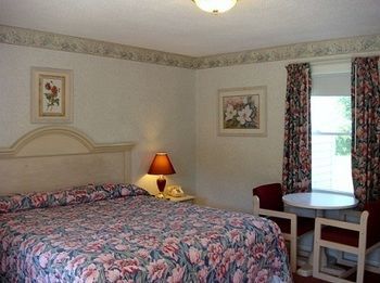 Rocky River Inn New Milford Exterior foto
